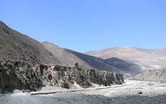 De overland naar Nepal - van Samye naar Nagartse