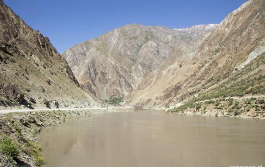 Dushanbe naar Kalaikhumb