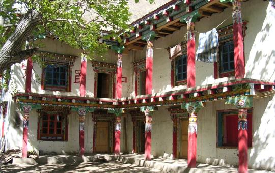 De overland naar Tibet - Yanjing naar Pomda