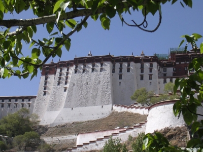 Lhasa - Achterzijde Potala vanaf de kora