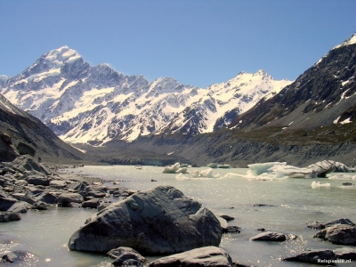 mt cook met uitloop van de gletsjer 20170425 1924390106