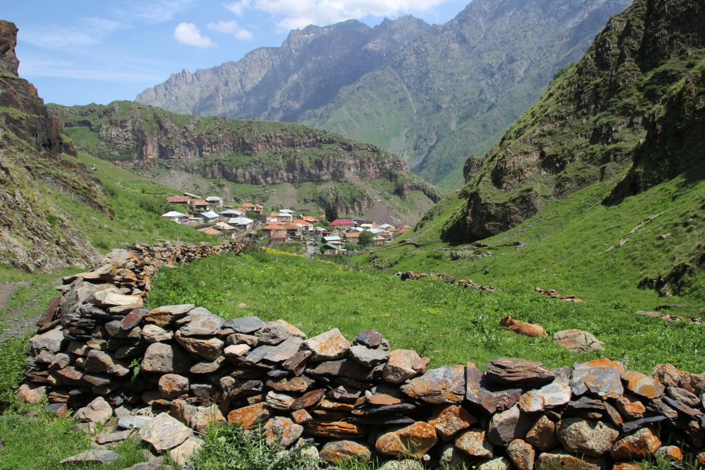 kazbegi dorpje gegeti 20190612 1890841627