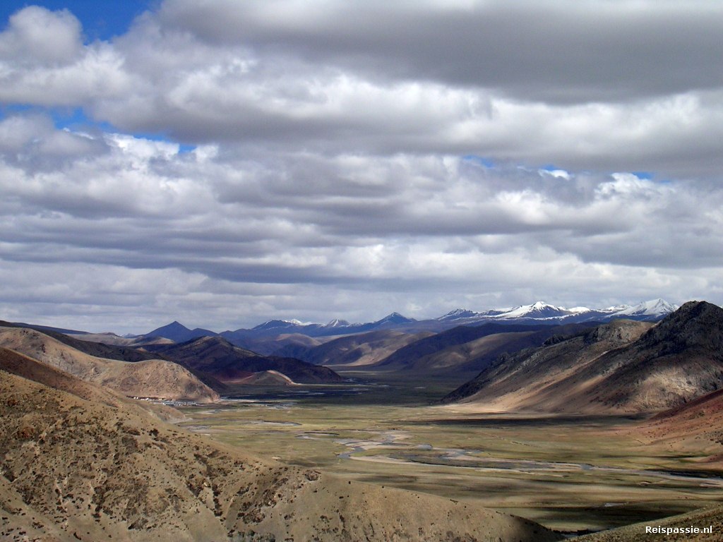 De overland naar Tibet - Pomda (Bamda) naar Pasho