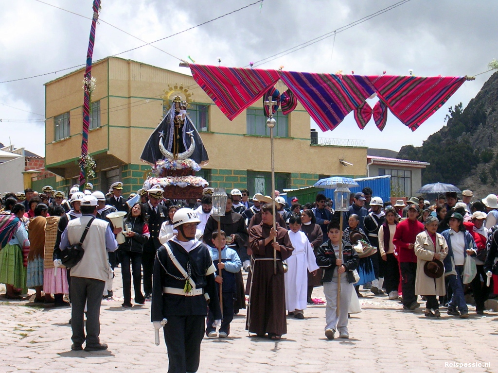 copacabana processie in de straten 20180225 1760179814