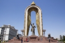 Dushanbe - Ismoil Somoni monument