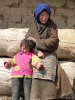 Zhongdian naar Lhasa - Nieuwsgierige inwoners van Pomda