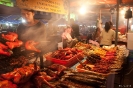 Sibu - Op de nachtmarkt